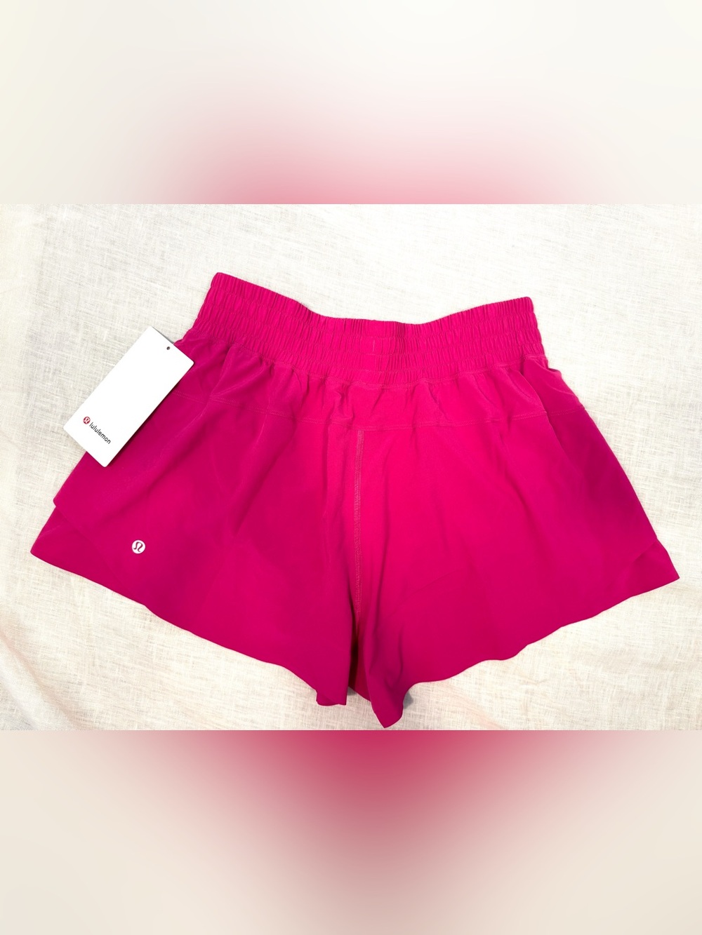 Lululemon Shake It Out High-Rise Run Shorts 2.5” Pink Flare NWT - Picture 4 of 16